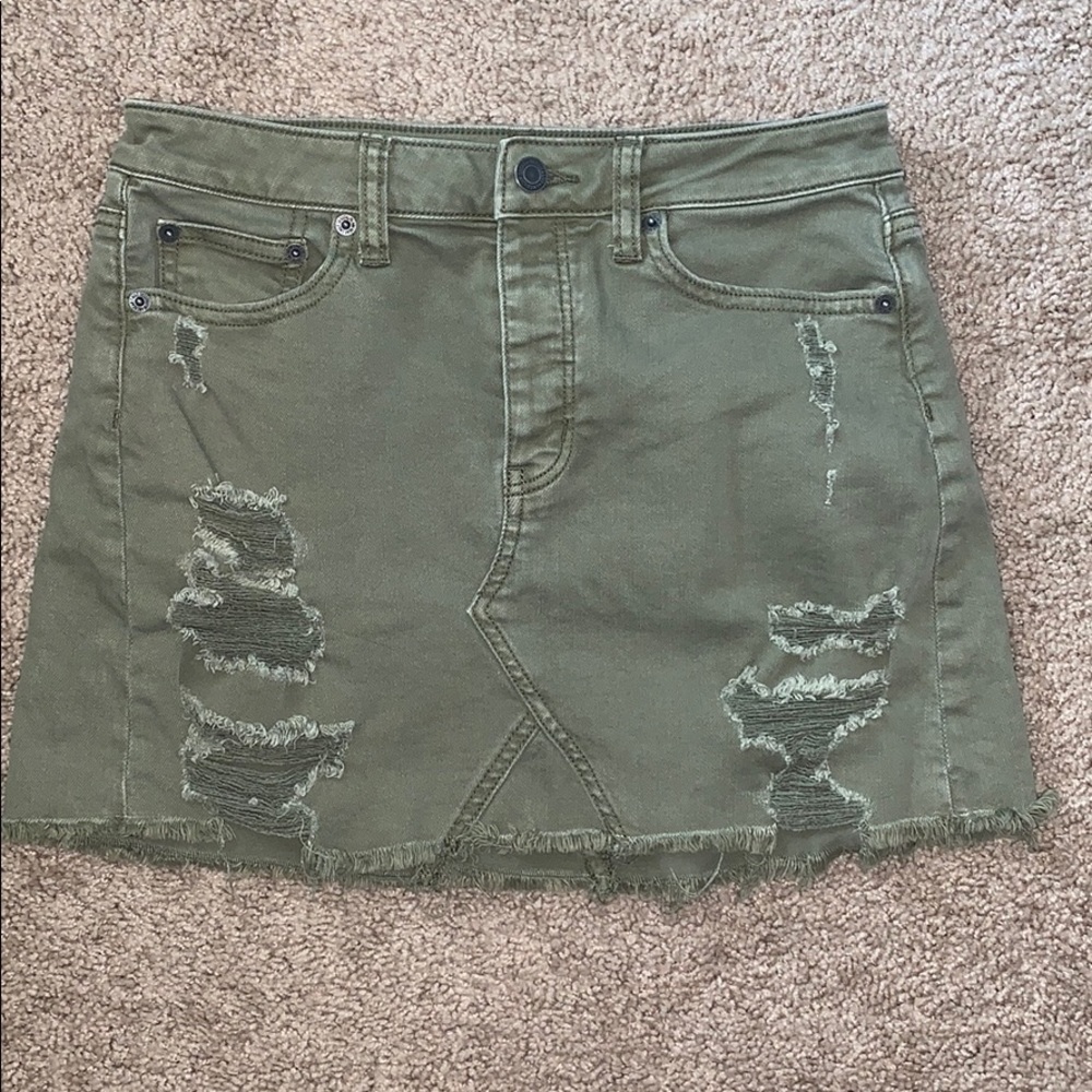 Green denim skirt